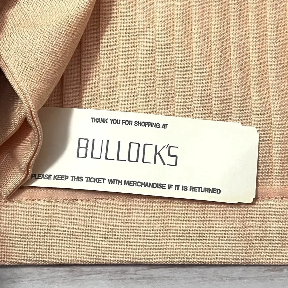 Bullocks 5 Peach Pleated Placemats w/Napkins Retro Vintage NOS Deadstock w/tags